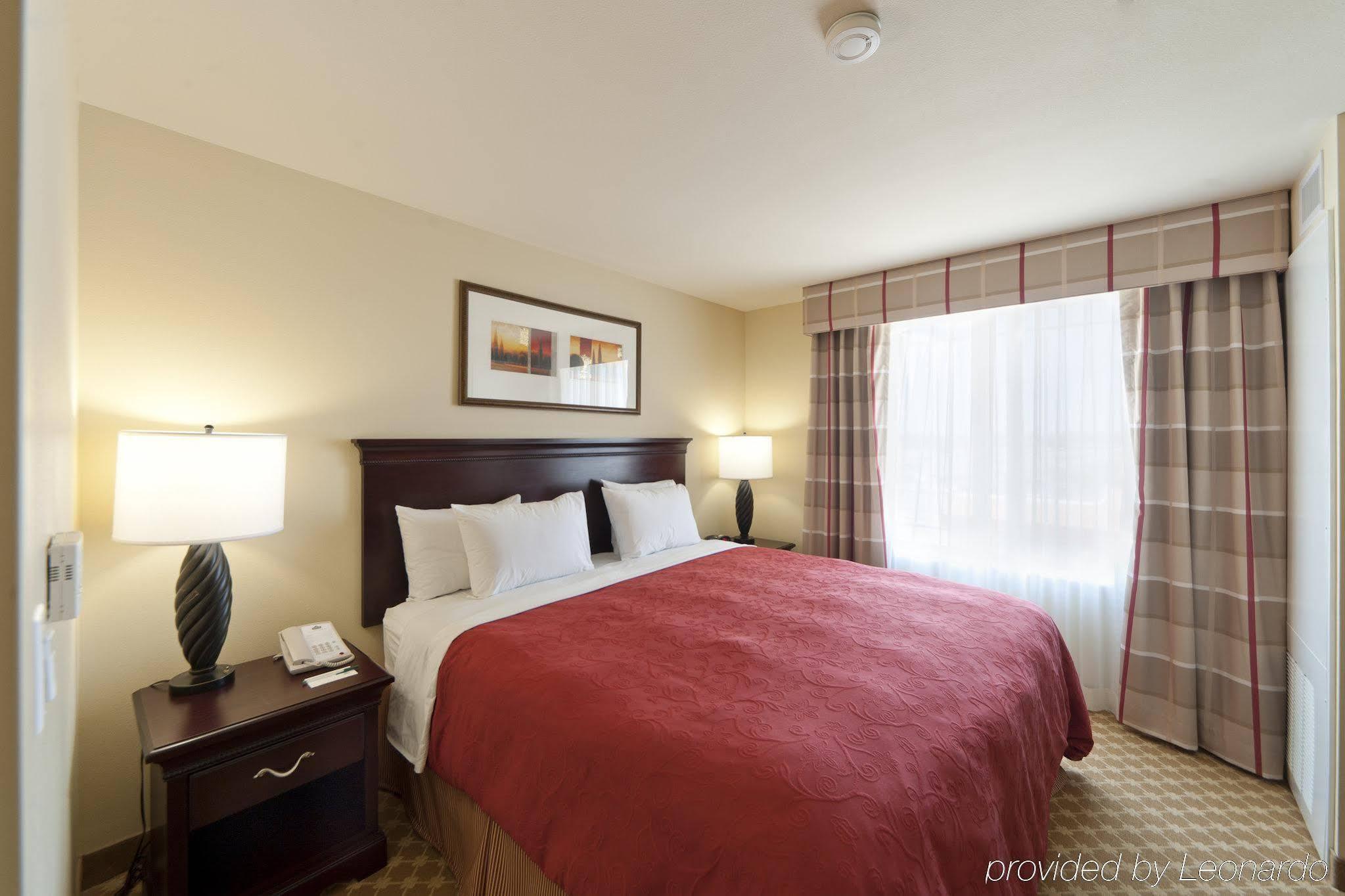 Holiday Inn & Suites - Barstow By Ihg Экстерьер фото